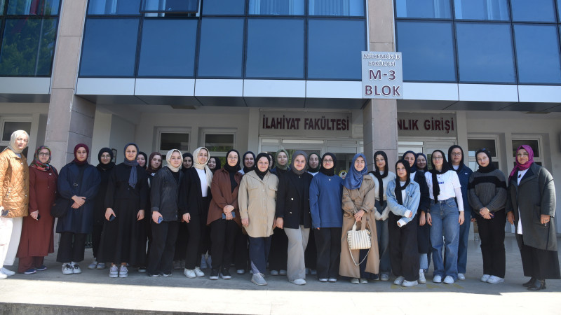 Düzce Kız Anadolu İmam Hatip Lisesi’nden DÜ'ye Ziyaret