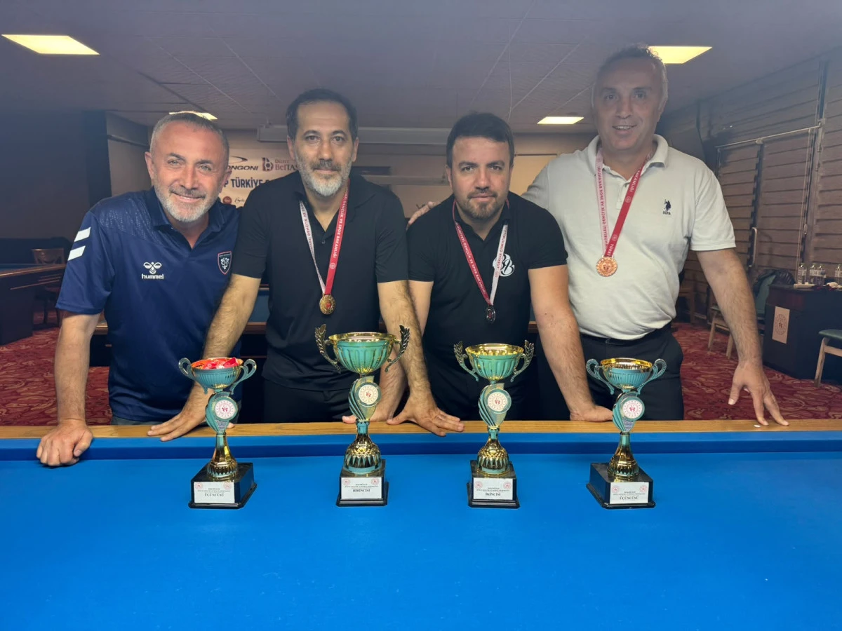 3 Bant Bilardo İl Birinciliği M&uuml;sabakaları Sona Erdi