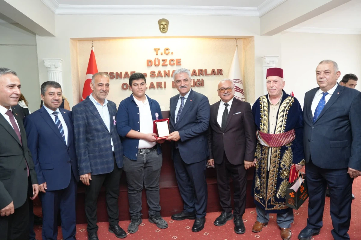 Ahilik Haftası D&uuml;zce&rsquo;de T&ouml;renle Kutlandı 
