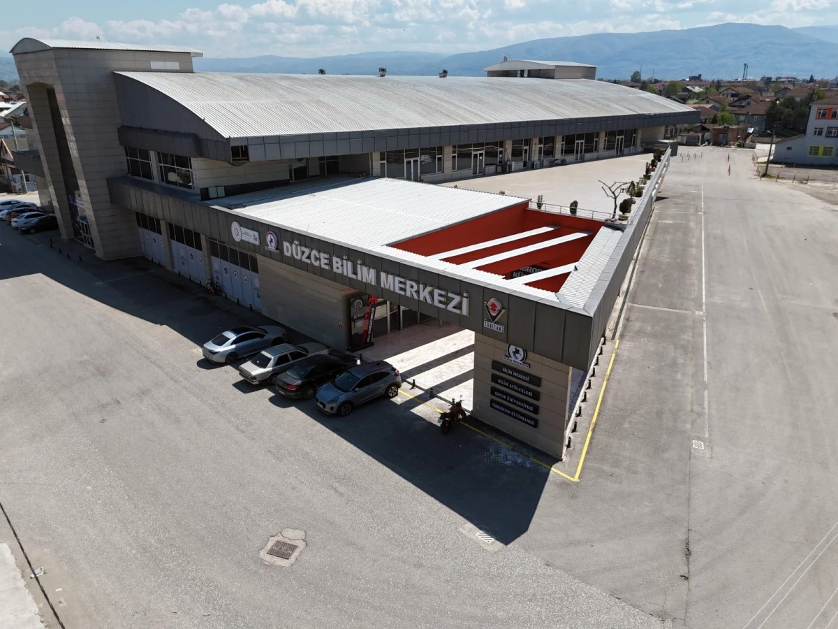 D&uuml;zce Bilim Şenliği 24-26 Eyl&uuml;l'de Kapılarını A&ccedil;ıyor