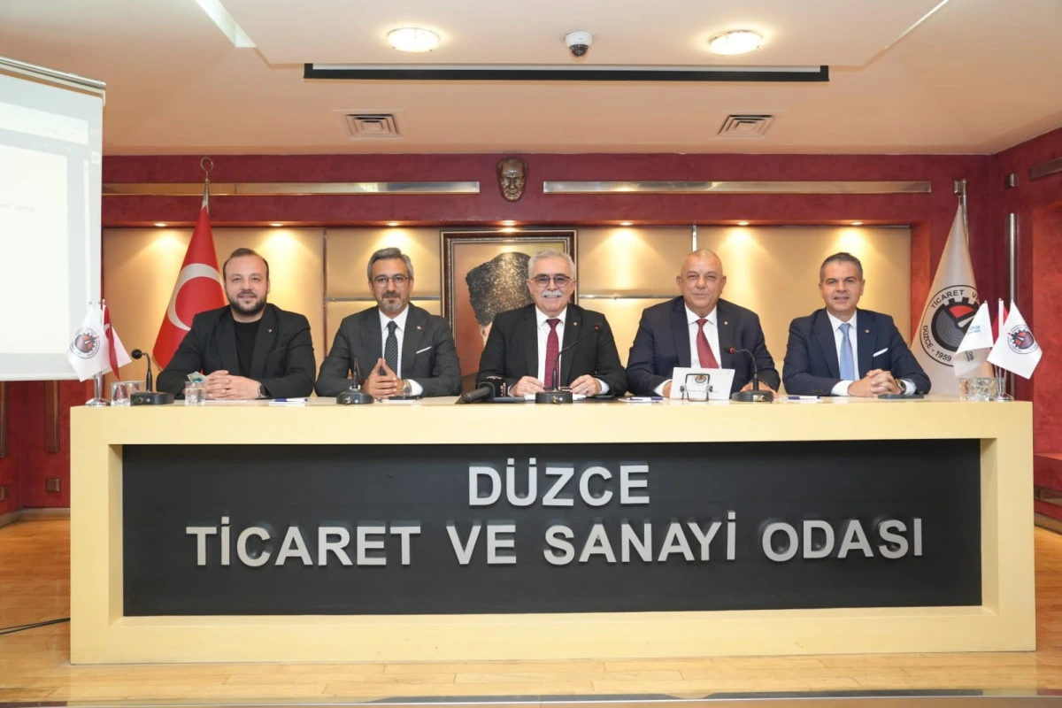 D&uuml;zce TSO D&ouml;nemin Son Meclis Toplantısını Yaptı
