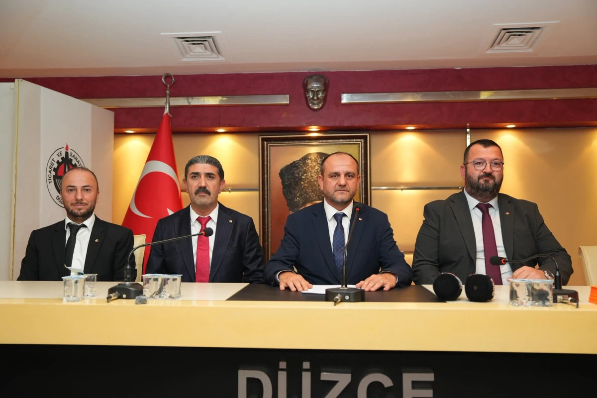 D&uuml;zce TSO'da Yeni Başkan İshak Şeng&uuml;loğlu Oldu
