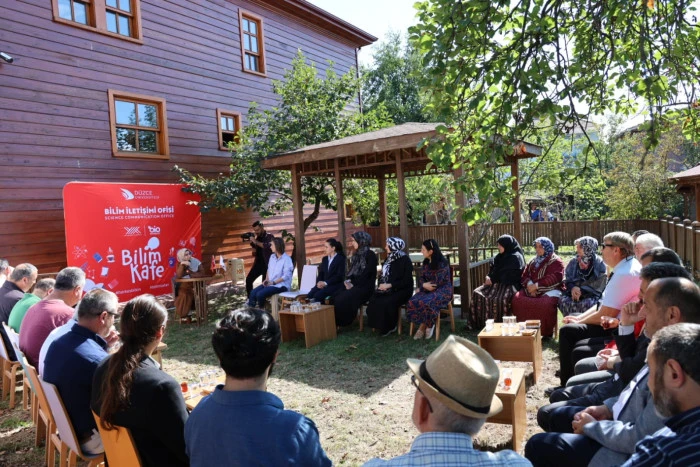 Düzce Üniversitesi Bilim Kafe Etkinliği Akçakoca’da Gerçekleştirildi