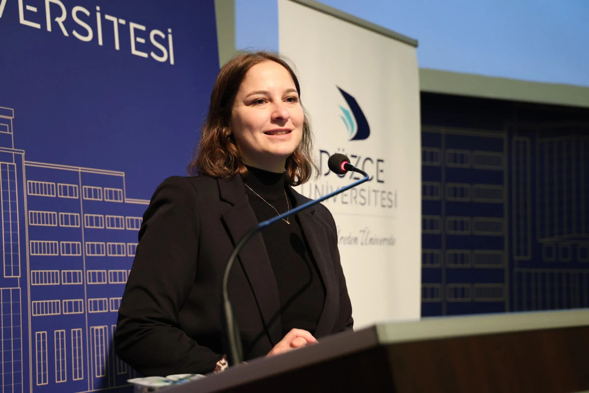 D&uuml;zce &Uuml;niversitesi'nde G&uuml;venli İlişkiler Eğitimi