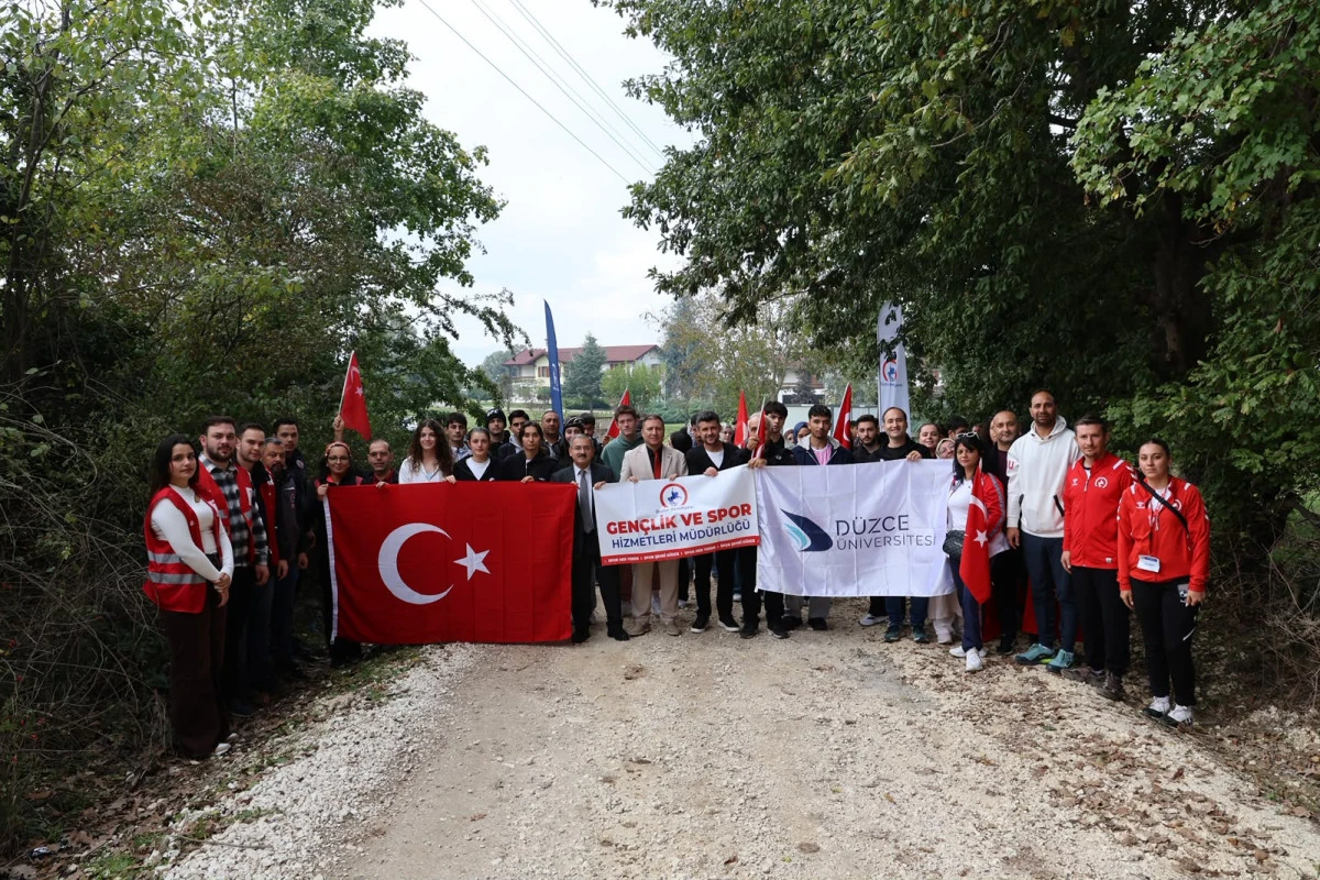 D&uuml;zce &Uuml;niversitesi&rsquo;nden Cumhuriyetin 103. Yılına &Ouml;zel Y&uuml;r&uuml;y&uuml;ş