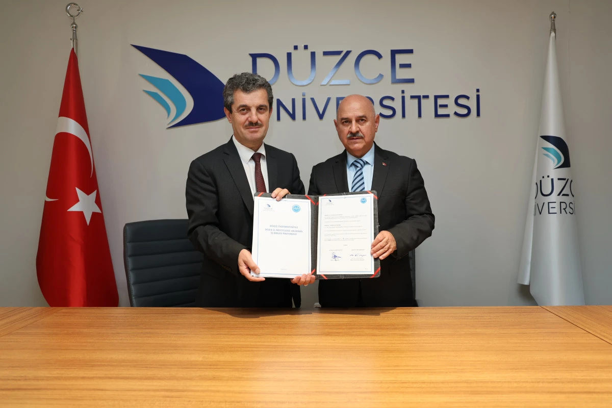 D&uuml;zce &Uuml;niversitesinden Kurumsal İş Birliği