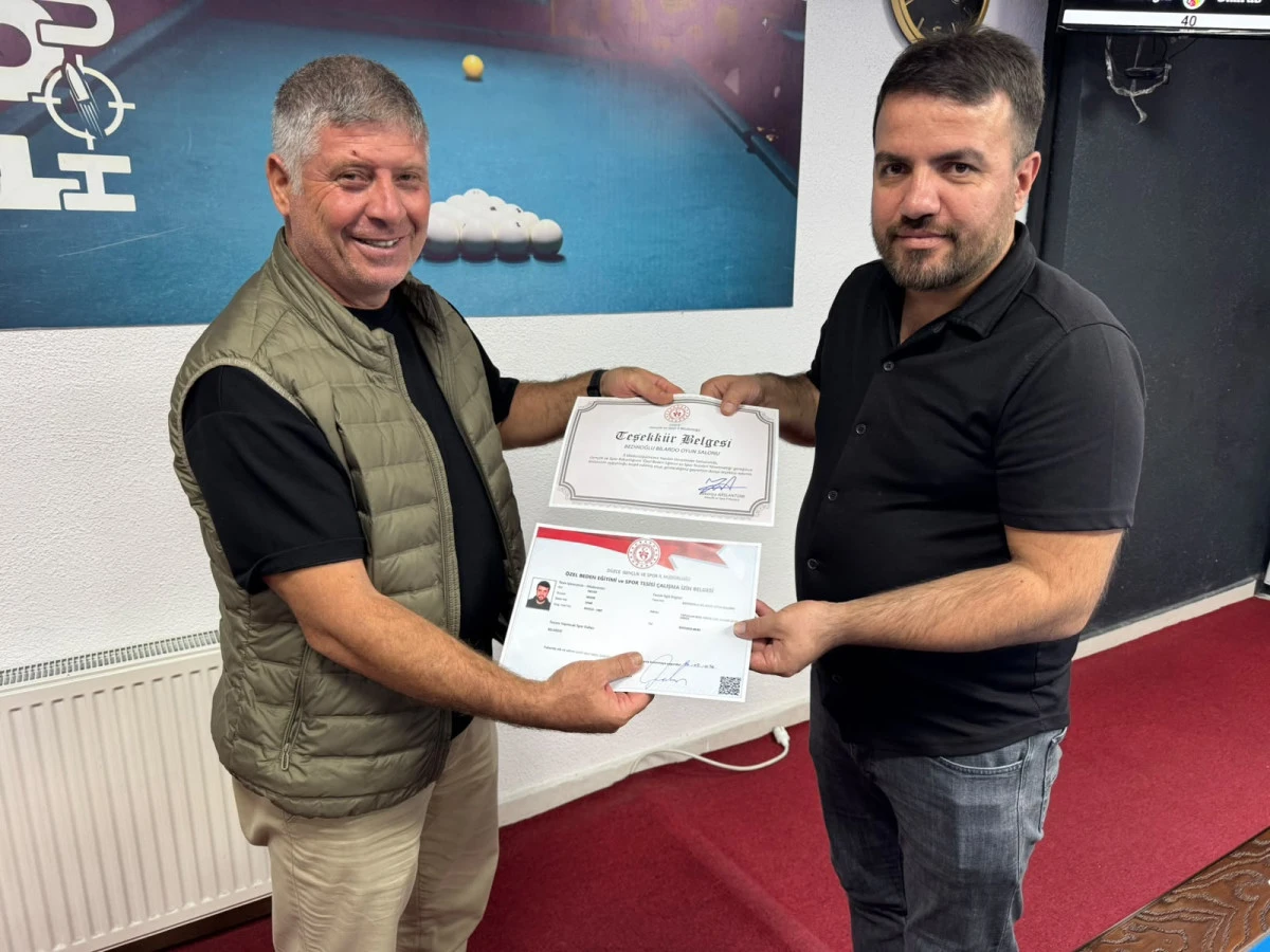 D&uuml;zce'de &Ouml;zel Spor Tesislerine Teşekk&uuml;r Belgesi