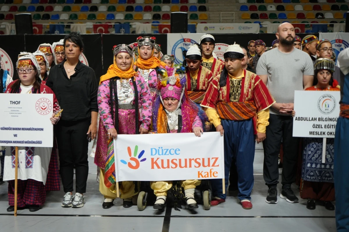 D&Uuml;ZCE&rsquo;NİN KUSURSUZLARI T&Uuml;RKİYE &Uuml;&Ccedil;&Uuml;NC&Uuml;S&Uuml; OLDU