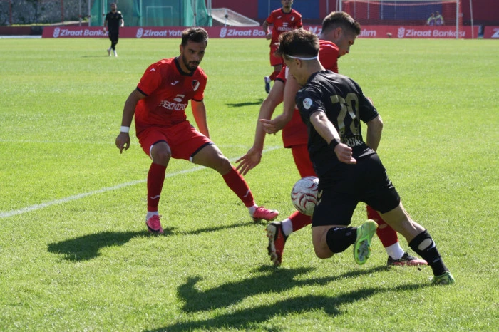 D&uuml;zcespor Kupada Turladı: Zonguldak&rsquo;ı Berat&rsquo;la Ge&ccedil;ti