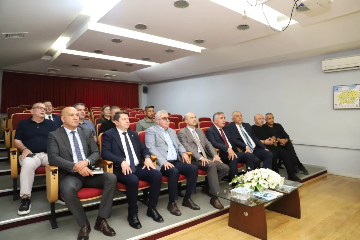 KGF ve KOSGEB Heyetinden D&uuml;zce TSO&rsquo;ya Stratejik Ziyaret