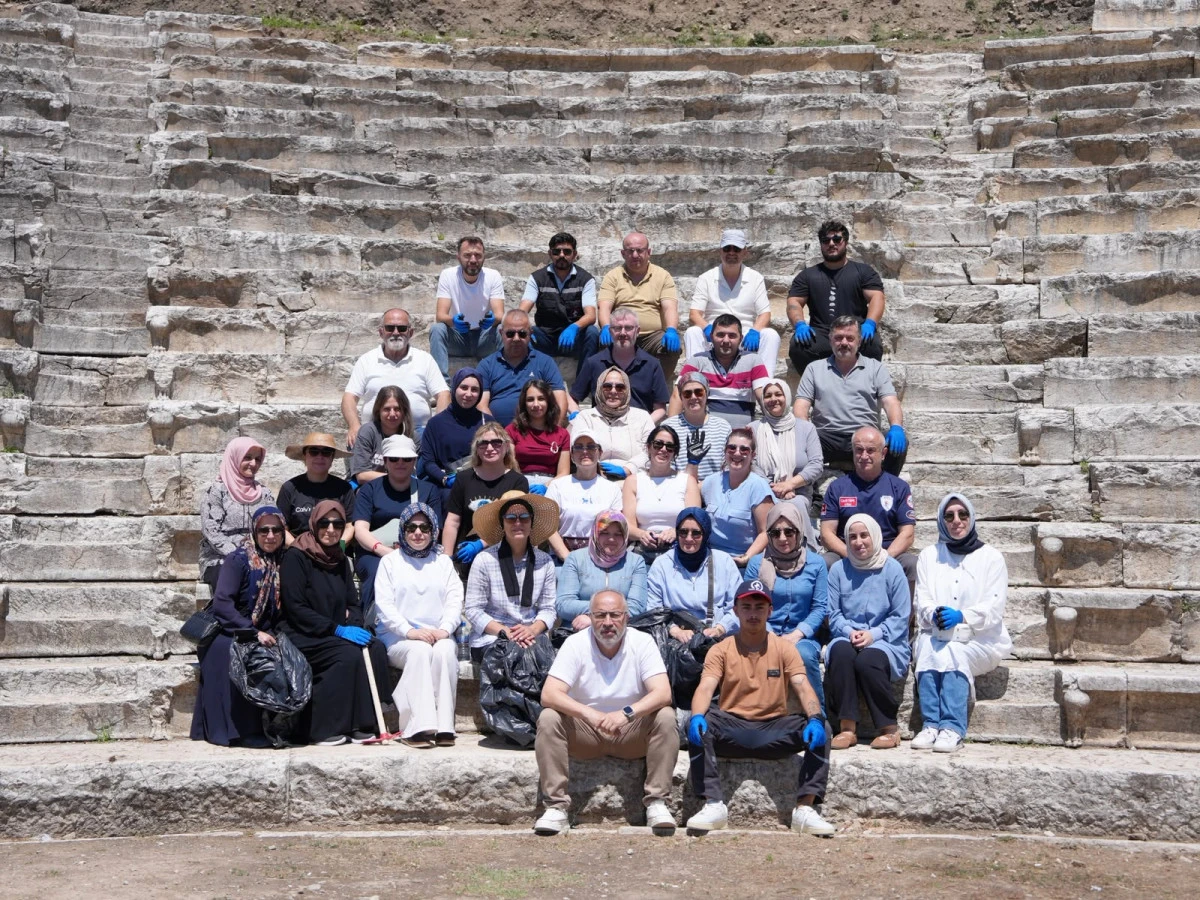 Konuralp Antik Tiyatrosu Restorasyona Hazırlanıyor