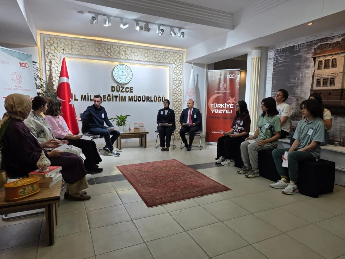 LGS &Ouml;ncesi Canlı Yayında B&uuml;y&uuml;k Buluşma: "Hedefe Adım Adım"