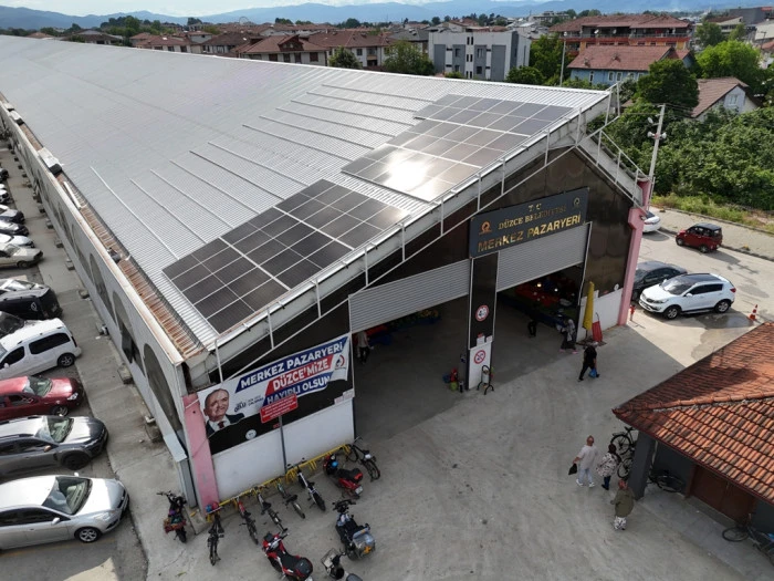 Merkez Pazaryeri &Ccedil;atısı Elektrik &Uuml;retecek !