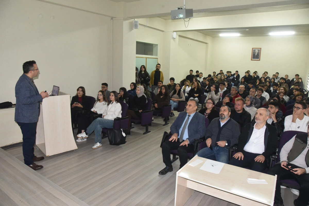 “Plantasyon Ormancılığı ve Kavakçılık” Paneli Gerçekleştirildi