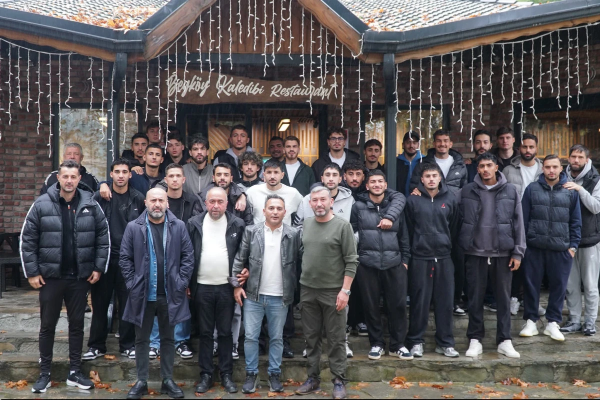Tokatspor Ma&ccedil;ı &Ouml;ncesi D&uuml;zcespor&rsquo;a Moral Kahvaltısı